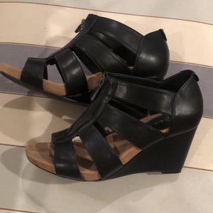 Black leather strappy wedges